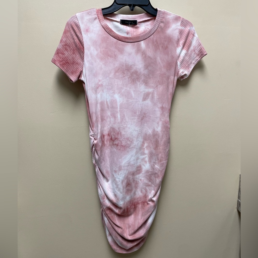 Tie-Dye Pink Short Sleeve Ribbed Midi Dress